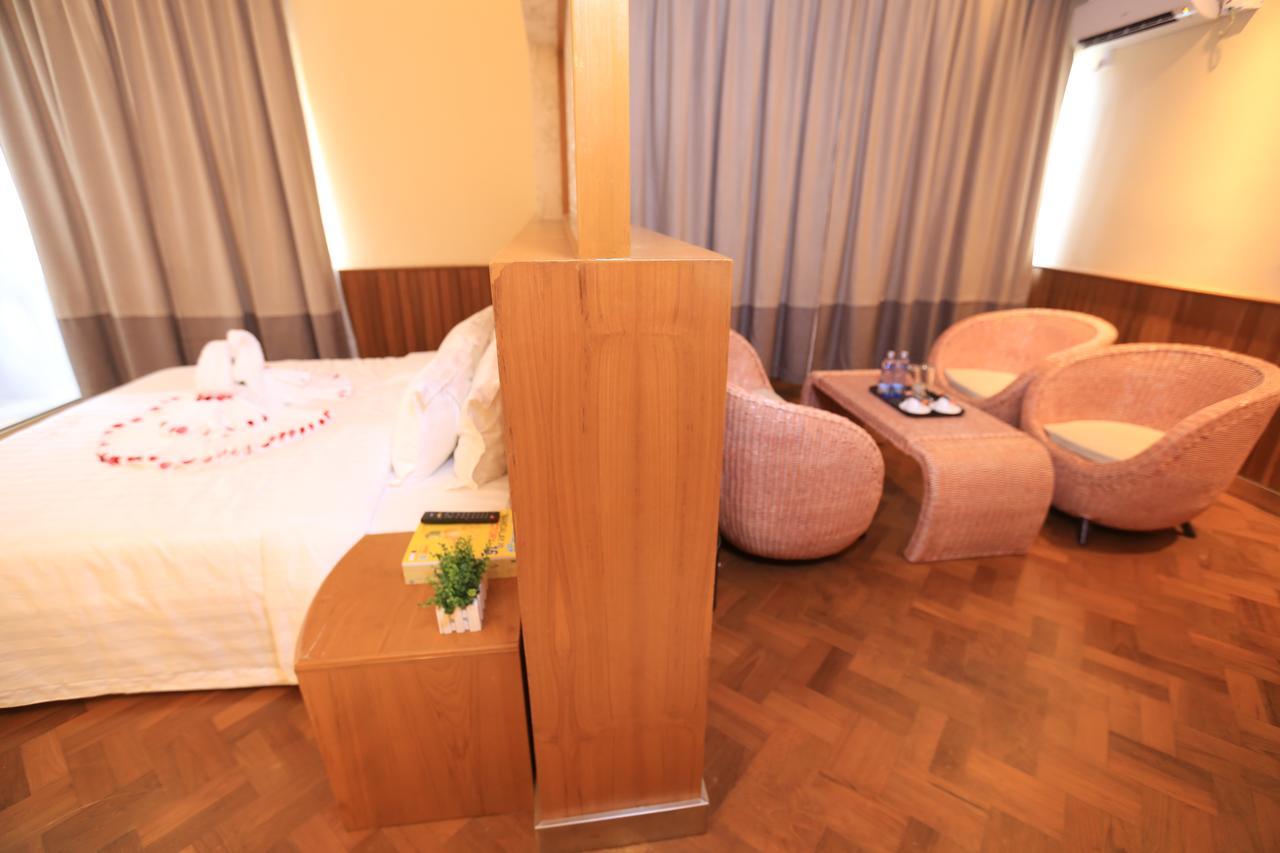 Unity Hotel Mandalay Bagian luar foto